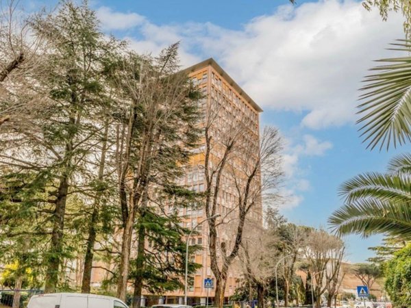 appartamento in vendita a Roma in zona EUR