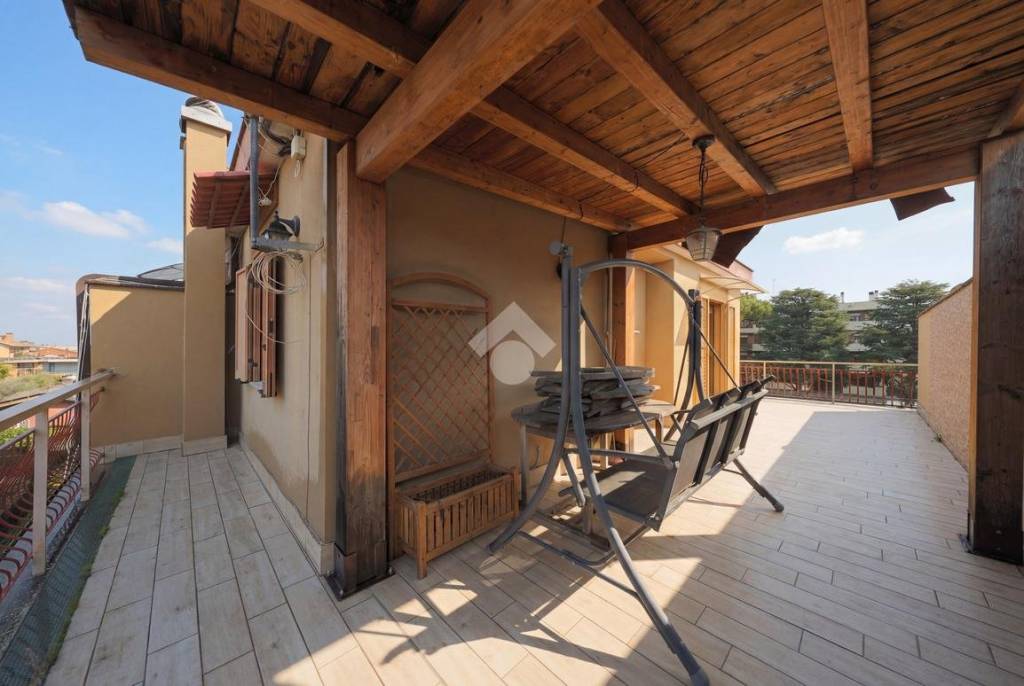 casa indipendente in vendita a Roma in zona Casal Morena