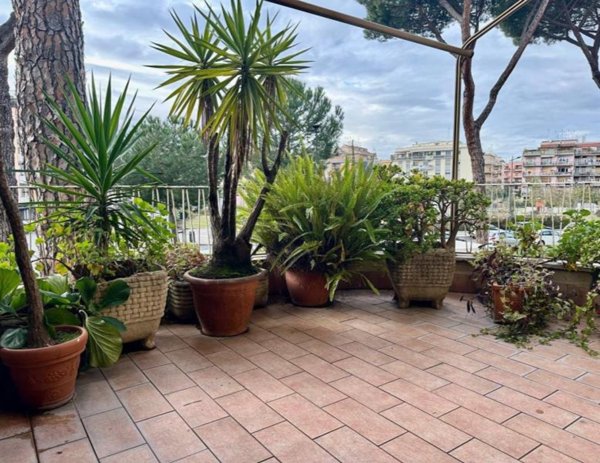 appartamento in vendita a Roma in zona Monte Sacro/Talenti