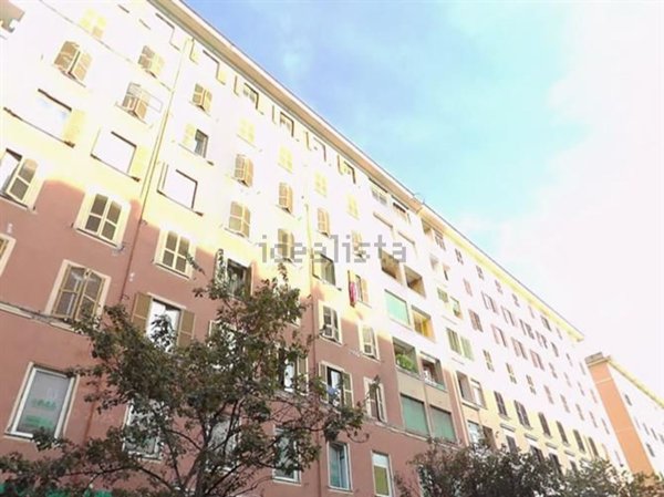 appartamento in vendita a Roma in zona Ostiense