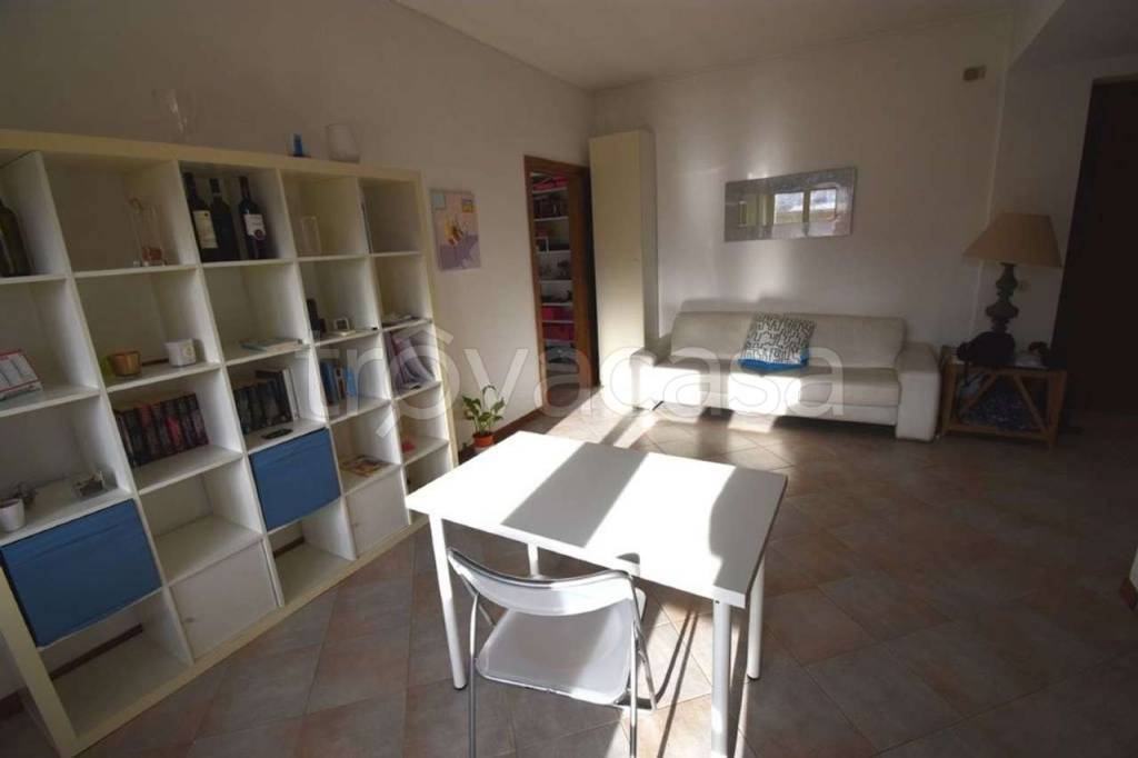 appartamento in vendita a Roma in zona Tor di Quinto