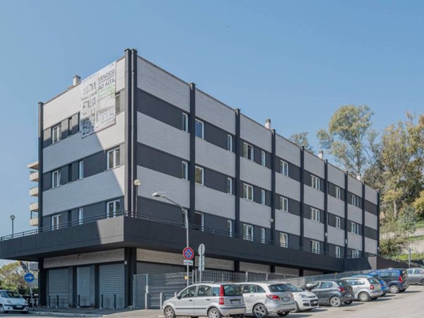 appartamento in vendita a Roma in zona Corviale