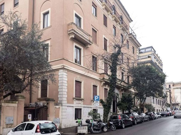 appartamento in vendita a Roma in zona Parioli