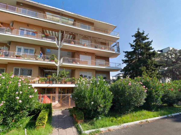 appartamento in vendita a Roma in zona Monte Sacro/Talenti