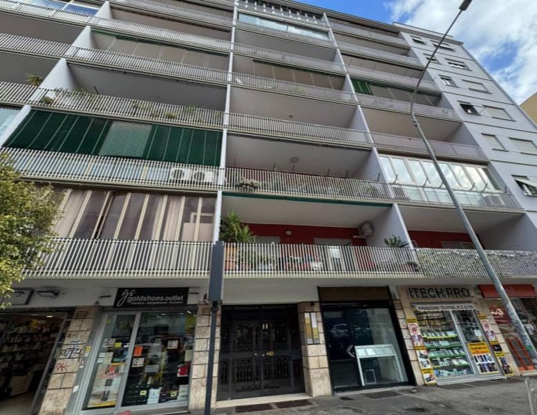 appartamento in vendita a Roma in zona Cinecittà