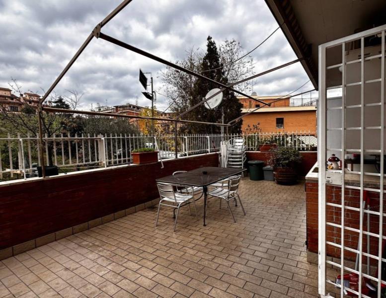 appartamento in vendita a Roma in zona Casalotti