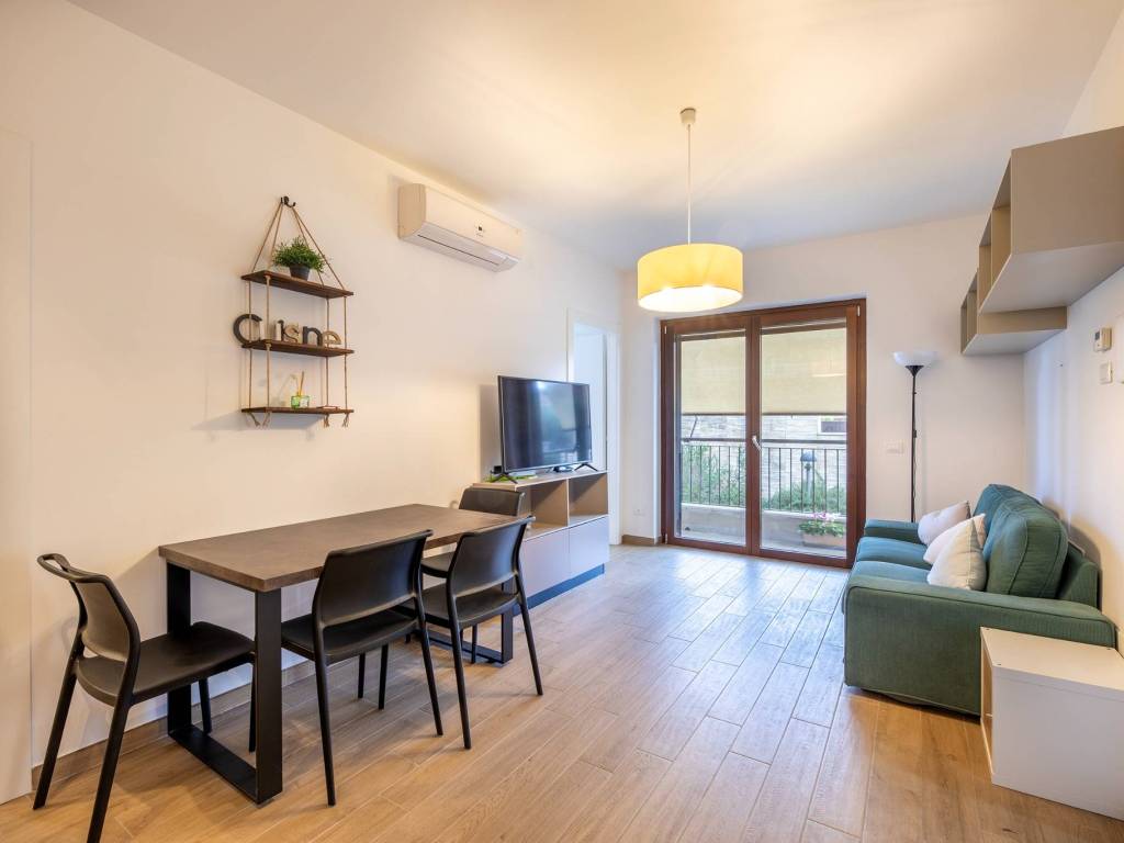 appartamento in vendita a Roma in zona Ponte Mammolo