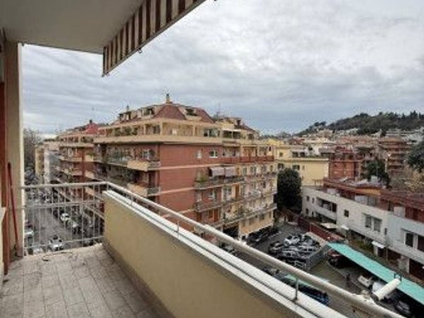 appartamento in vendita a Roma in zona Della Vittoria