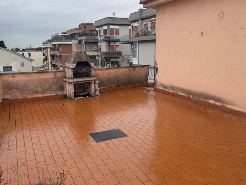 appartamento in vendita a Roma in zona Torrevecchia