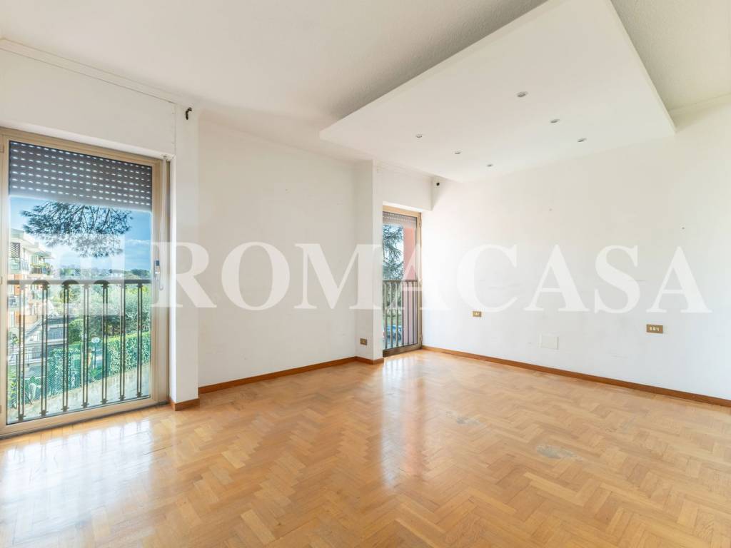 appartamento in vendita a Roma in zona Ardeatino