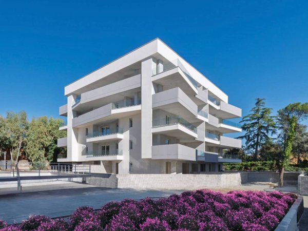 appartamento in vendita a Roma in zona Colle del Sole