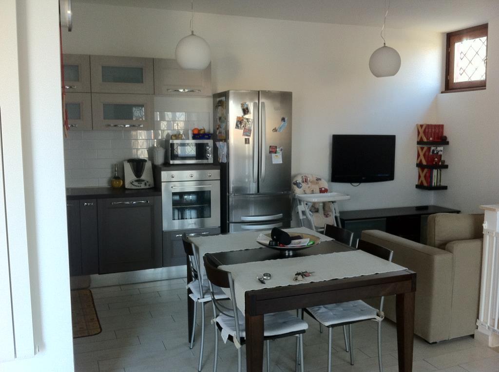 casa indipendente in vendita a Roma in zona Castelverde