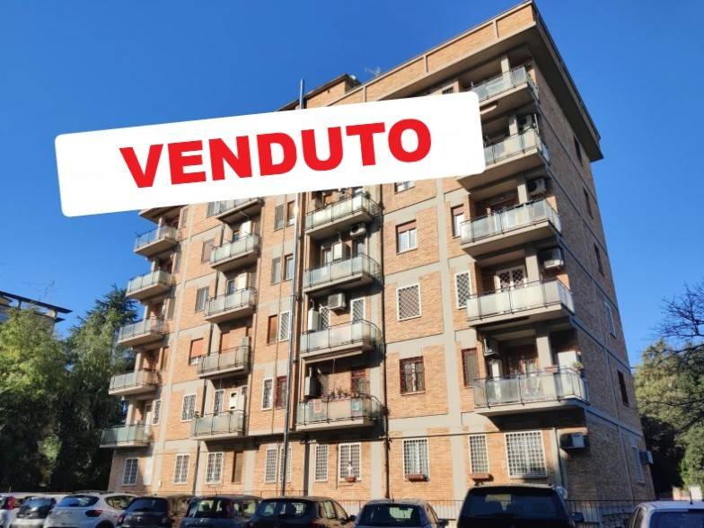 appartamento in vendita a Roma in zona Cinecittà