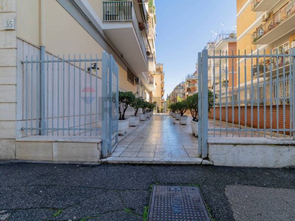 appartamento in vendita a Roma in zona Prenestino-Labicano