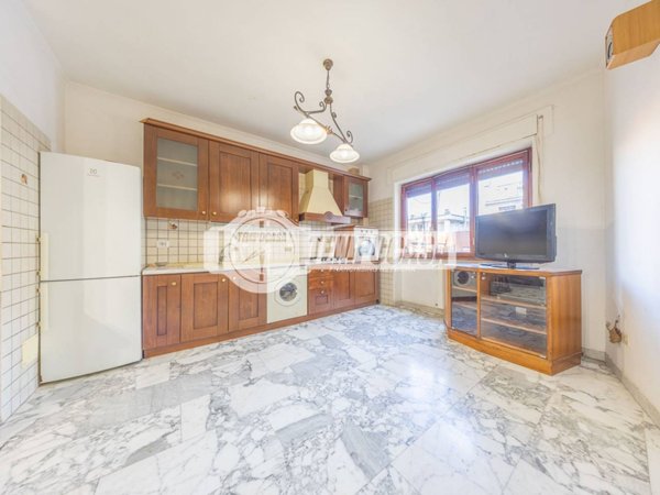 appartamento in vendita a Roma in zona Ostiense