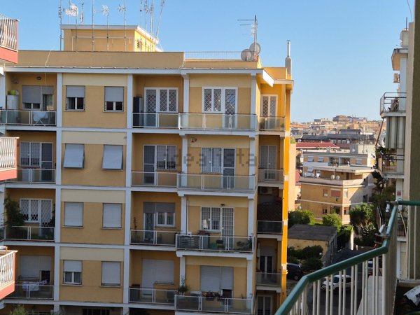 appartamento in vendita a Roma in zona Gianicolense