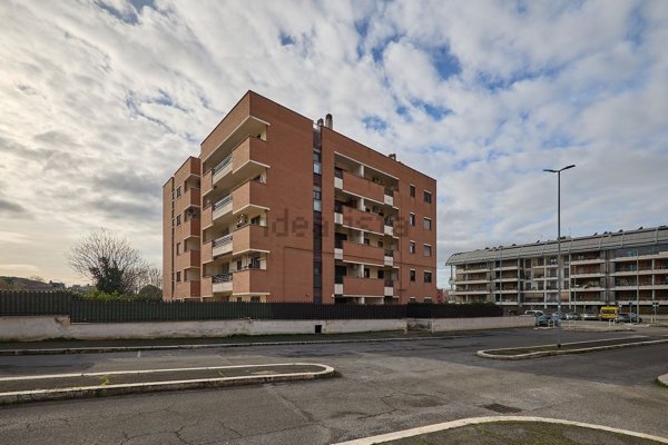 appartamento in vendita a Roma in zona Tor Sapienza