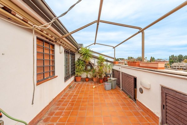 appartamento in vendita a Roma in zona Acilia