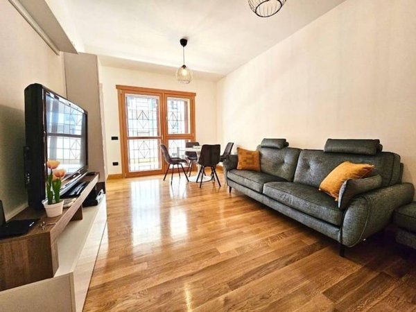 appartamento in vendita a Roma in zona Ardeatino