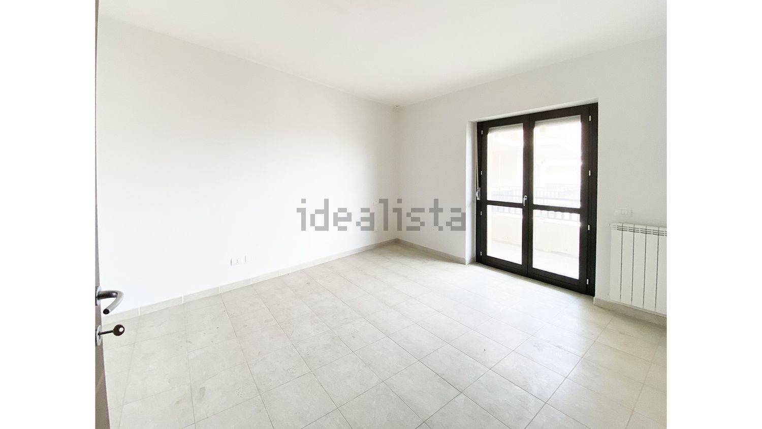 appartamento in vendita a Roma in zona Ponte di Nona