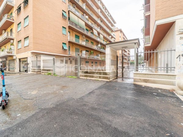 appartamento in vendita a Roma in zona Don Bosco