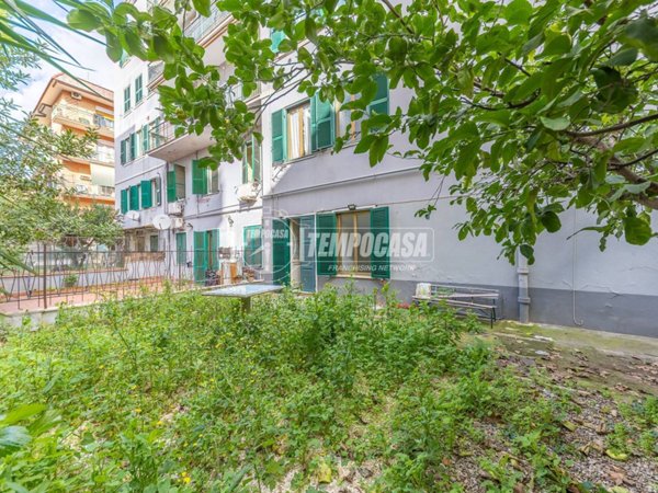appartamento in vendita a Roma in zona Prenestino-Centocelle