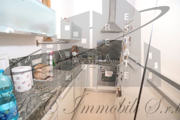 appartamento in vendita a Roma in zona Pigna - Sant'Angelo