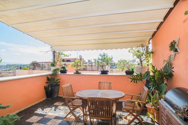 appartamento in vendita a Roma in zona Aurelio