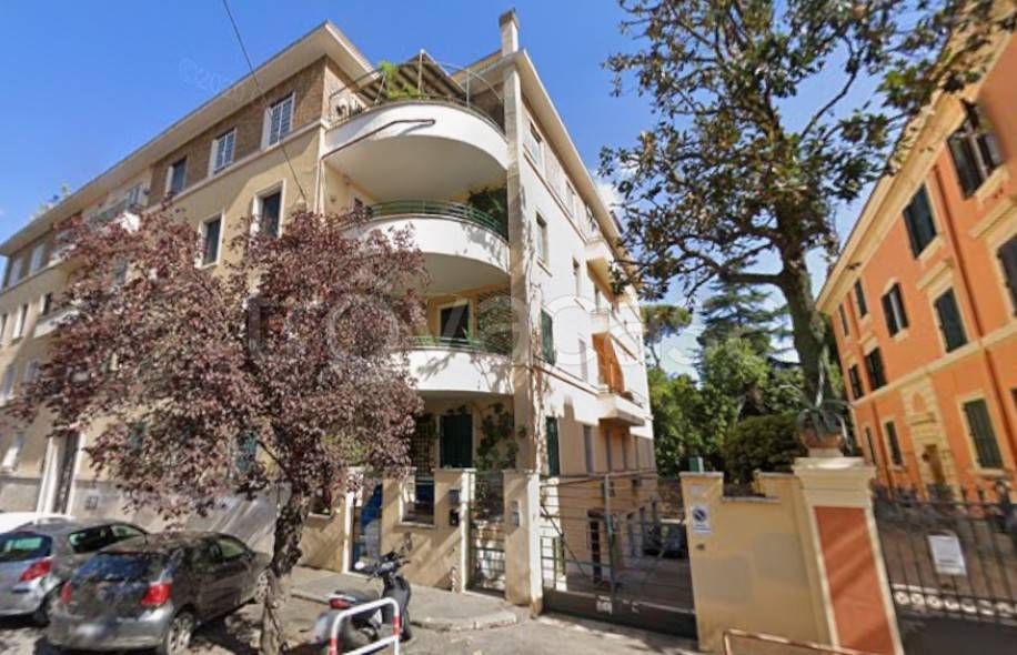 appartamento in vendita a Roma in zona Nomentano