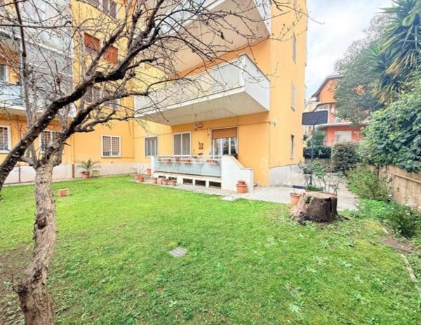 appartamento in vendita a Roma in zona Primavalle