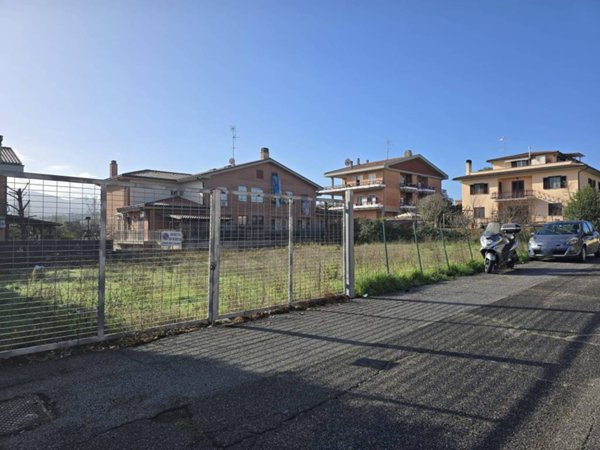 terreno agricolo in vendita a Roma in zona Borghesiana