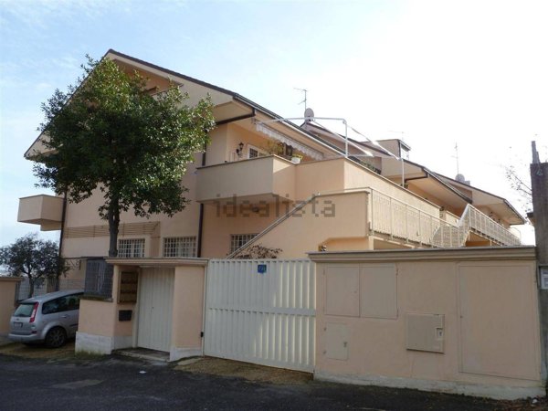 appartamento in vendita a Roma in zona Magliana Vecchia