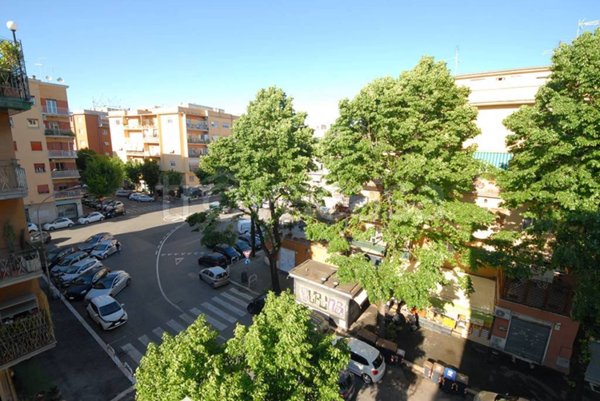 appartamento in vendita a Roma in zona Portuense