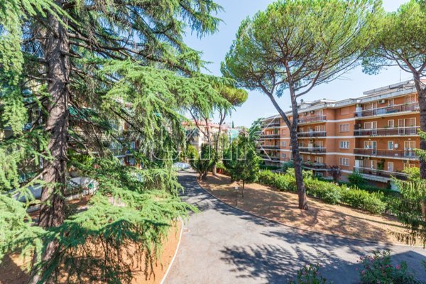 appartamento in vendita a Roma in zona Salario