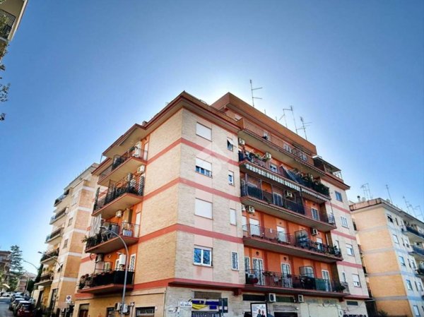 appartamento in vendita a Roma in zona Monte Sacro/Talenti