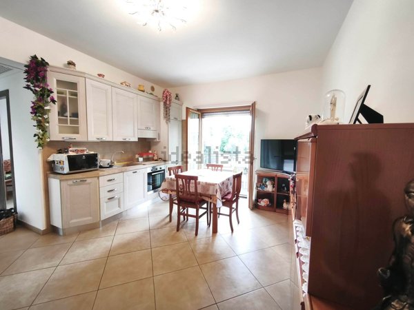 appartamento in vendita a Roma in zona Selva Candida