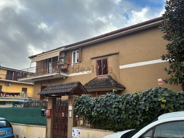 appartamento in vendita a Roma in zona Ponte di Nona