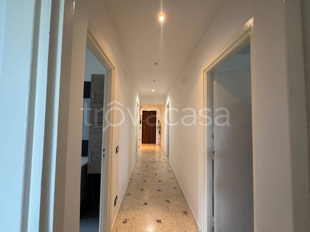 appartamento in vendita a Roma in zona Don Bosco