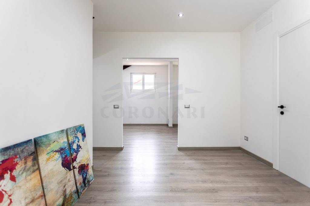 appartamento in vendita a Roma in zona Ostiense