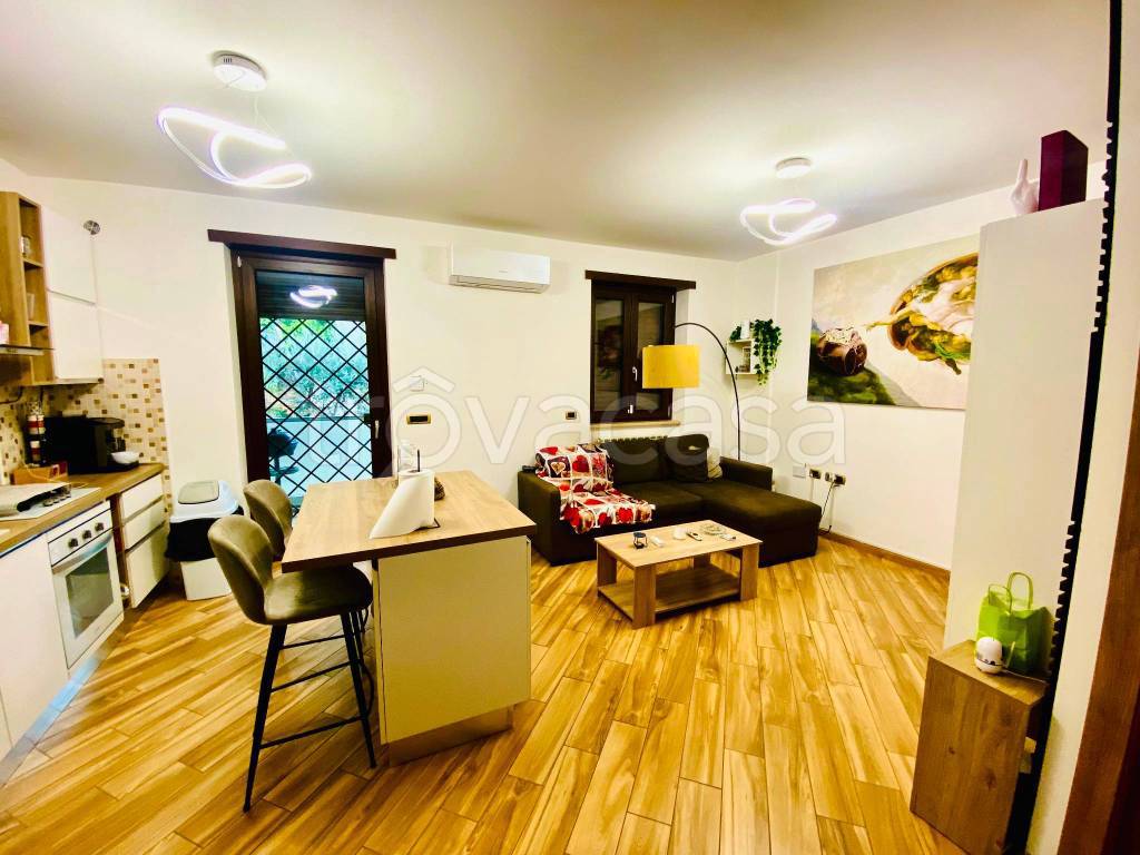 appartamento in vendita a Roma in zona Casalotti