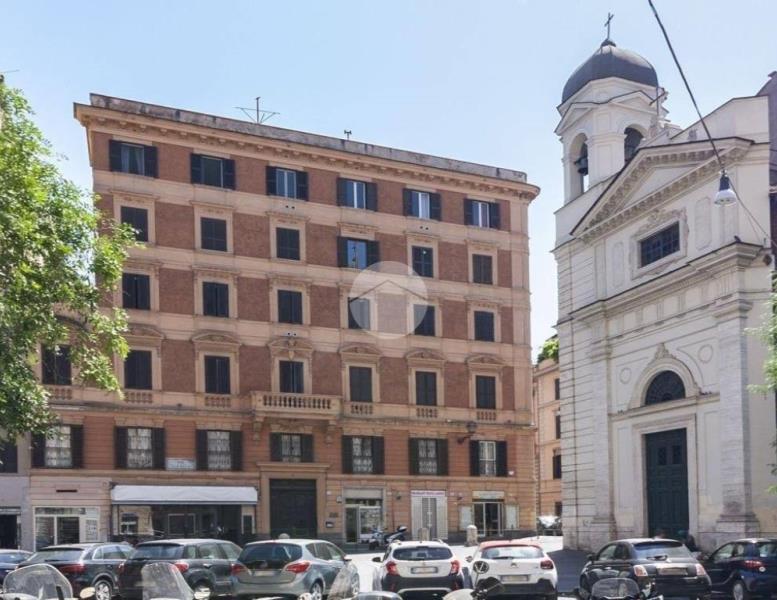 appartamento in vendita a Roma in zona Esquilino