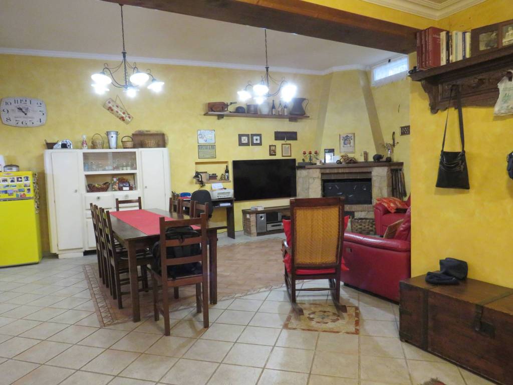 casa indipendente in vendita a Roma in zona Torrevecchia