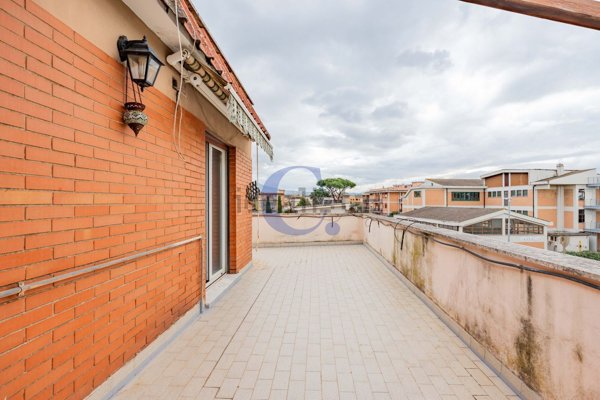 appartamento in vendita a Roma in zona Romanina