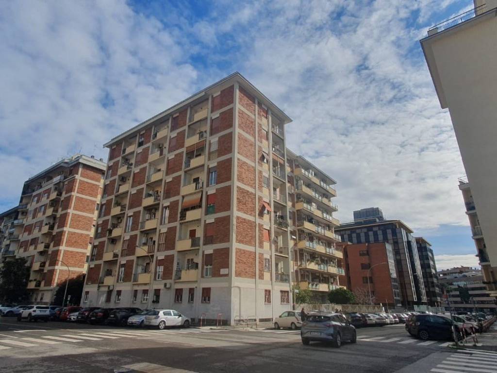 appartamento in vendita a Roma in zona Ardeatino