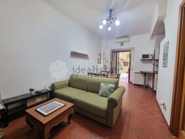 appartamento in vendita a Roma in zona Tuscolano