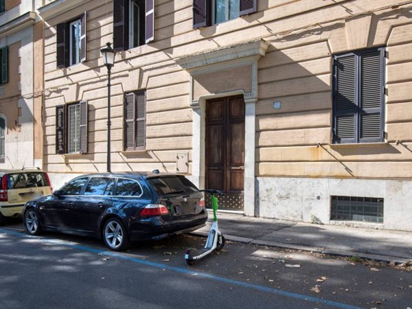 appartamento in vendita a Roma in zona Rione Prati