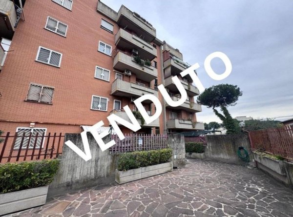appartamento in vendita a Roma in zona Ponte Mammolo