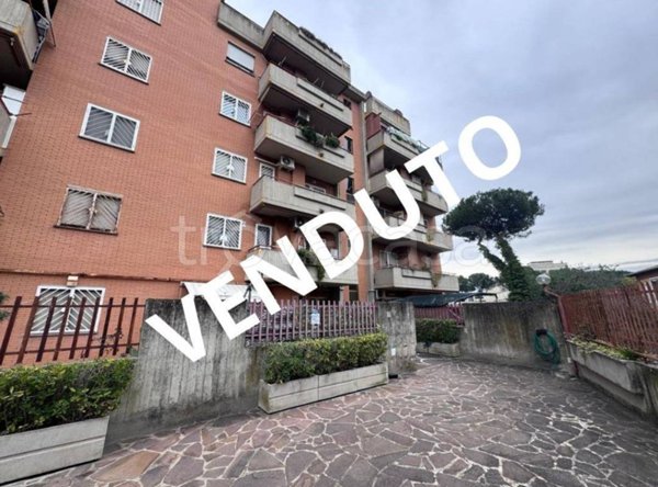 appartamento in vendita a Roma in zona Ponte Mammolo