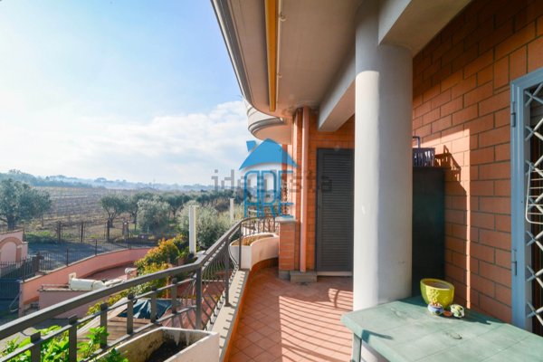 appartamento in vendita a Roma in zona Borghesiana