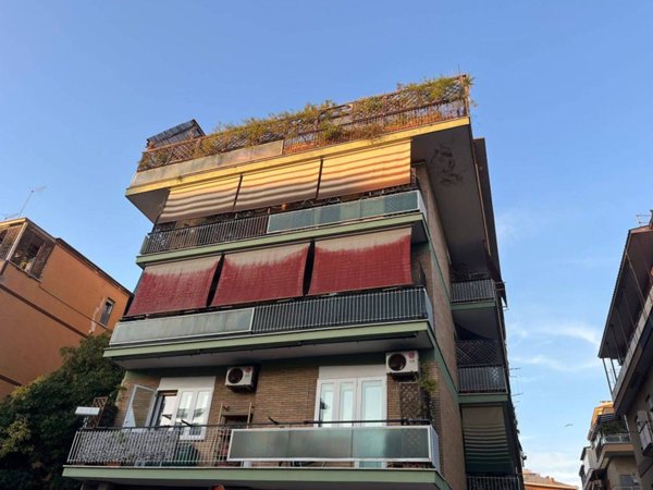appartamento in vendita a Roma in zona Primavalle